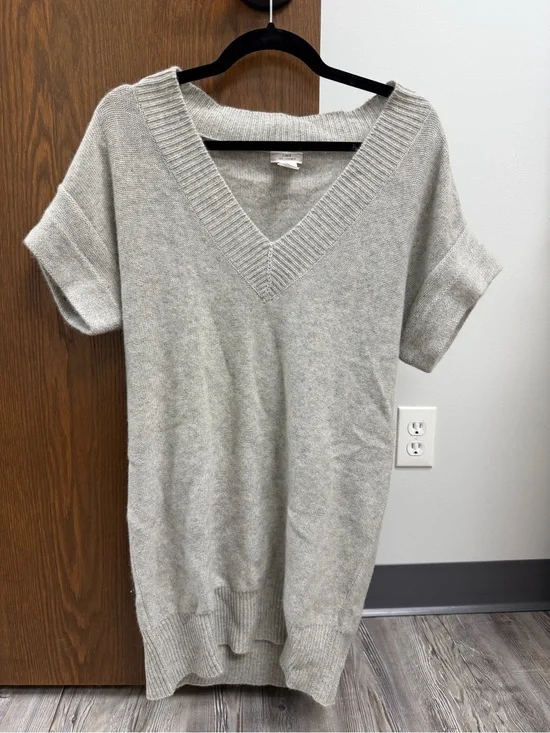 J. Crew Light Gray V-Neck Short Sleeve Sweater Dress