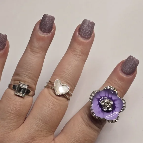 Treska Elegant‎ Purple Flower Ring with Silver Accents Size 7 Bundle Lot