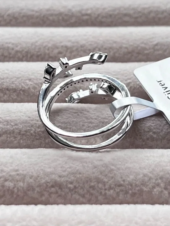 R121 | Moissanite Wrap-Around Ring