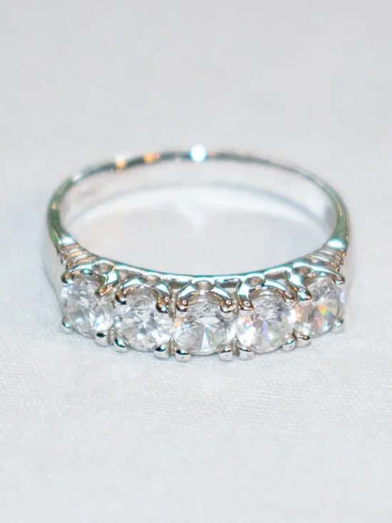 Vintage Designer ATI Sterling Silver 925 Cubic Zirconia Ring Size 8
