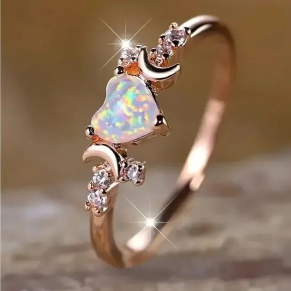 Elegant golden heart opal design wedding ring sz 6