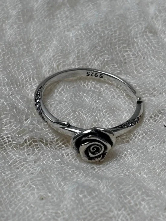 925 Sterling Silver Rose Ring - Silver Floral Band, Size 7