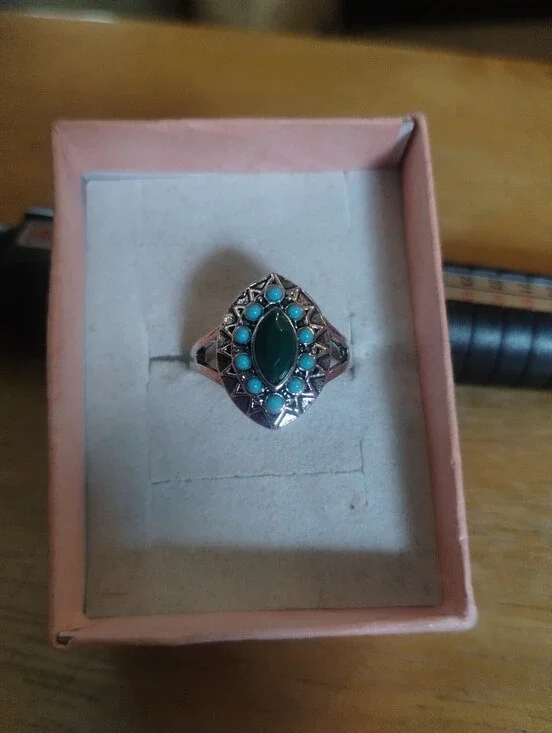 New Size 8.5 Vintage Style Green & Turquoise Fashion Ring Silver Tone Statement