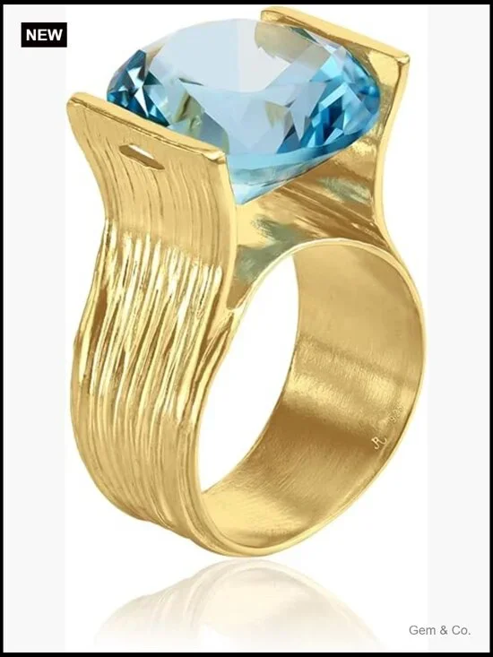 Vintage Textured Band Ring with 11.75 TCW Cubic Zirconia - 14K Gold Plated
