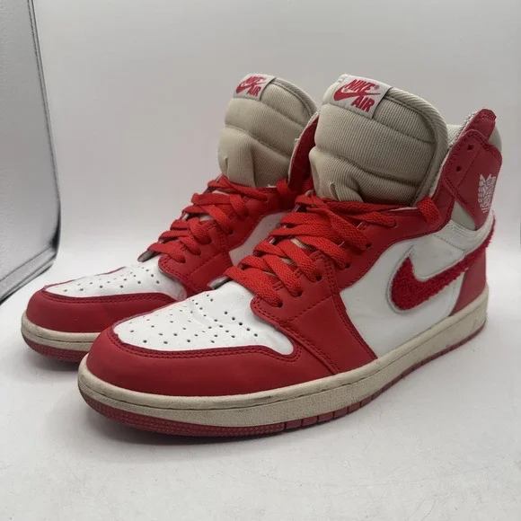 Nike Air Jordan 1 Mid Chenille Swoosh Red White Men's Size 11 DJ4891-061