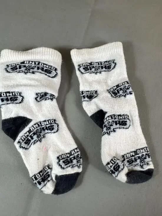 San Antonio Spurs infant socks GUC