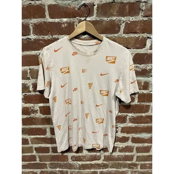 Nike Tee Mens Beige Short Sleeve Graphic T-shirt Size Medium