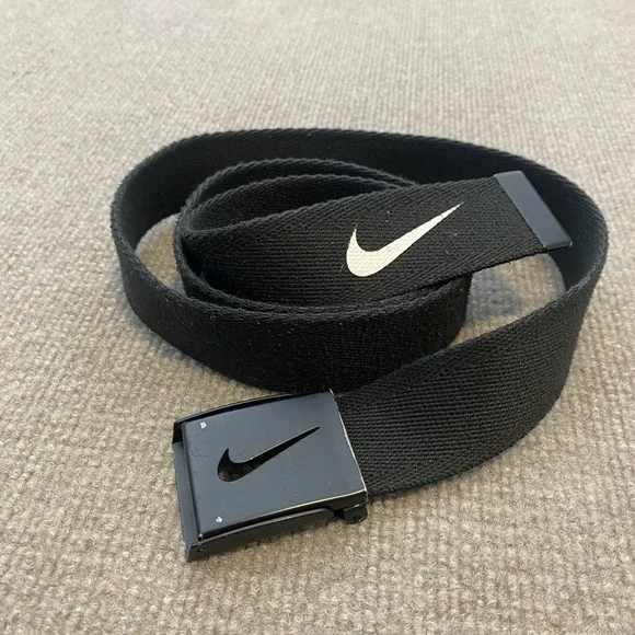 Nike Golf Men's Swoosh Belt Black One Size Adjustable Length Logo