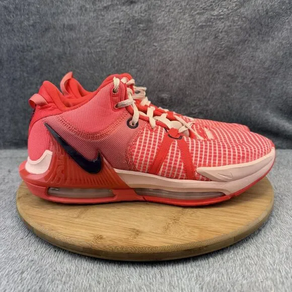 Nike LeBron Witness 7 Shoes Mens Size 12 Pink Basketball Sneakers DM1123-600