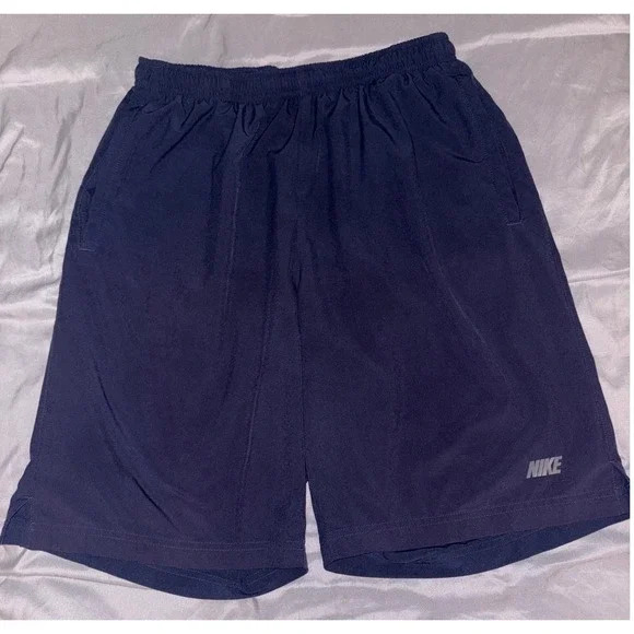 Nike Men's Navy Blue Unlined Nylon 11