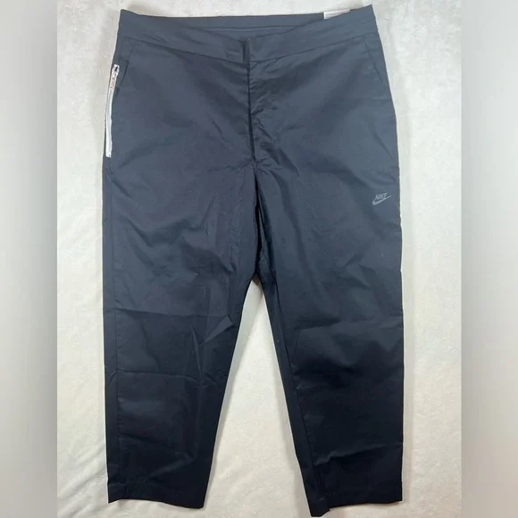 NWT Nike 36W Standard Fit Tapered Leg Sneaker Length Black Casual Pants Chinos