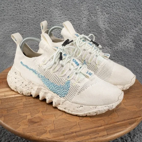 Nike Space Hippie 01 Mens Size 8 Ivory Blue Athletic Running Shoes Sneakers