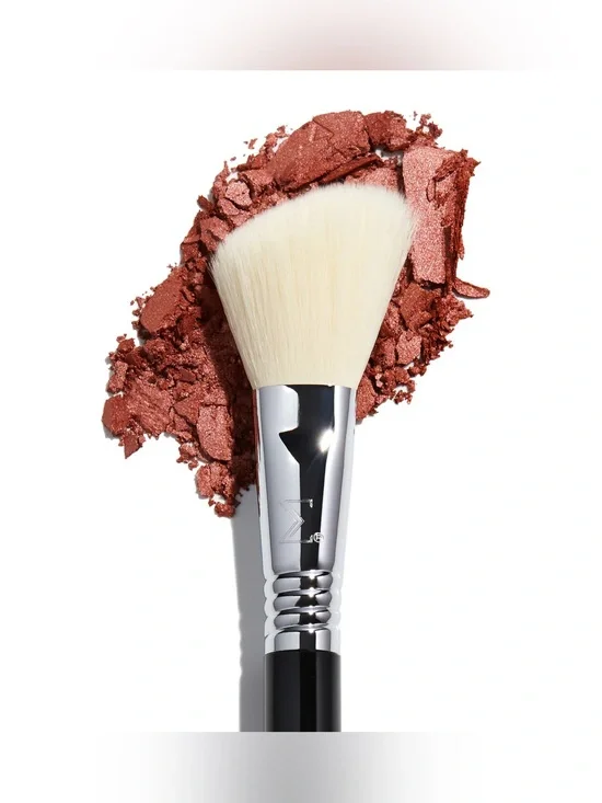 New Sigma Beauty F40 Large Angled Contour  Brush