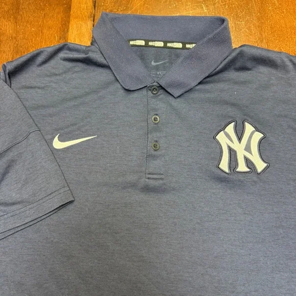 Nike Polo Shirt Mens XL Blue New York Yankees MLB Performance‎ Short Sleeve