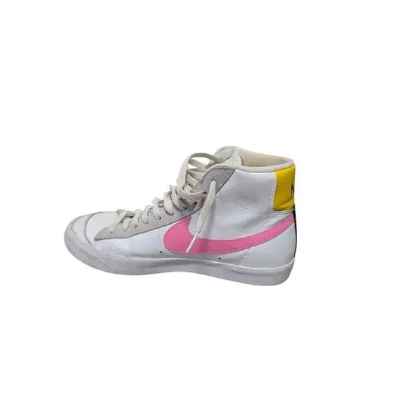 NIKE Blazer Mid '77 Vintage sneakers, Mens 9.5, workout, Cross Training shoes