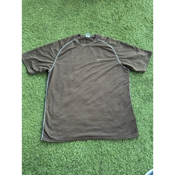 Nike Sphere Dry Shirt Mens Large Brown‎ Short Sleeve Stretch Base Layer Thermal