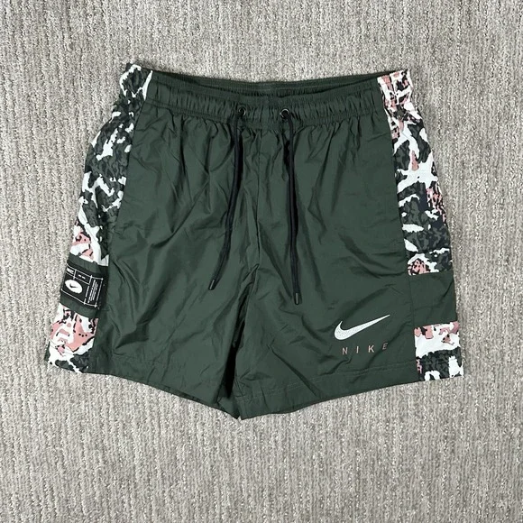 Nike‎ Boardshorts Mens Small Green Pink Camo Elastic Waist Drawstring Mesh Lined