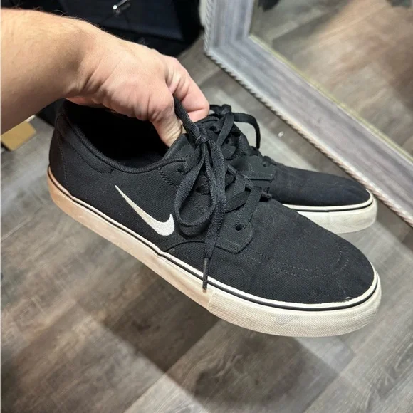 Nike SB Clutch‎