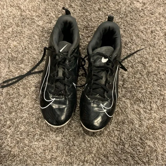 Nike Vapor Football Cleat