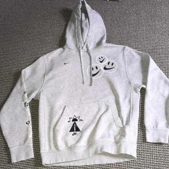 Nike Gray Hoodie with‎ Smiley Face Graphics
