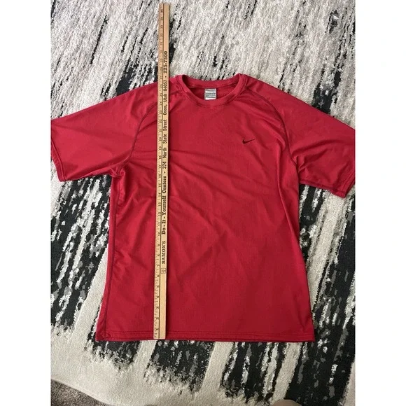 Vintage Early 2000s‎ Nike T-shirt Size M Medium- Great Condition!