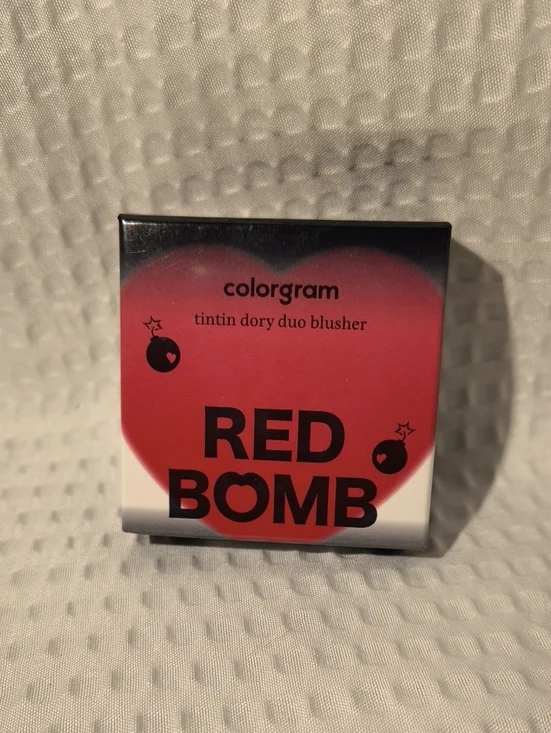 colorgram Red Bomb Tintin Dory Duo Blusher - Heart Attack & Red Bomb