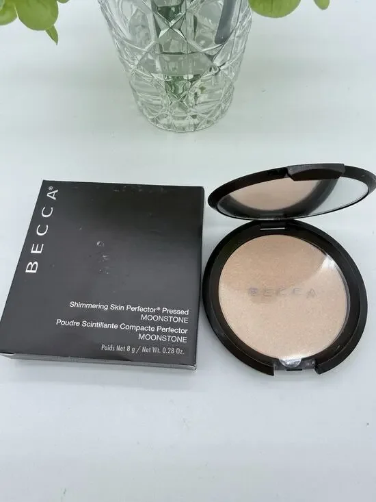 Becca Shimmering Skin Perfector Pressed Moonstone .28oz / 8g NEW In Box