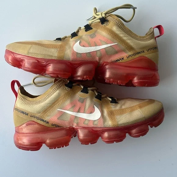 Nike Kids VaporMax Red and Tan Sneakers size 7.5‎