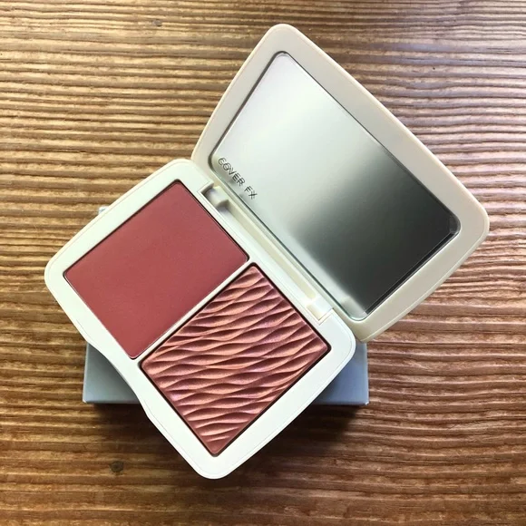 🎉HP🎉 New Spiced Cinnamon Cover FX Monochromatic Blush