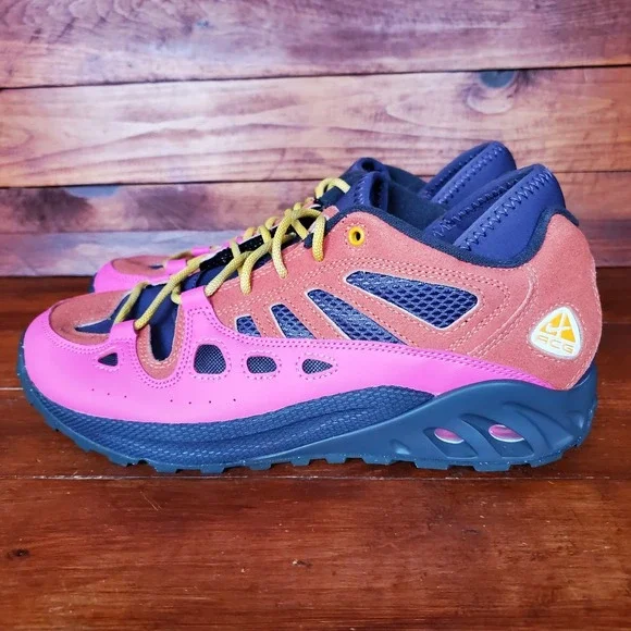 Nike ACG Air Exploraid Shoes Men 9 Trail‎ Hiking Sneakers FV2925-600 $140 New