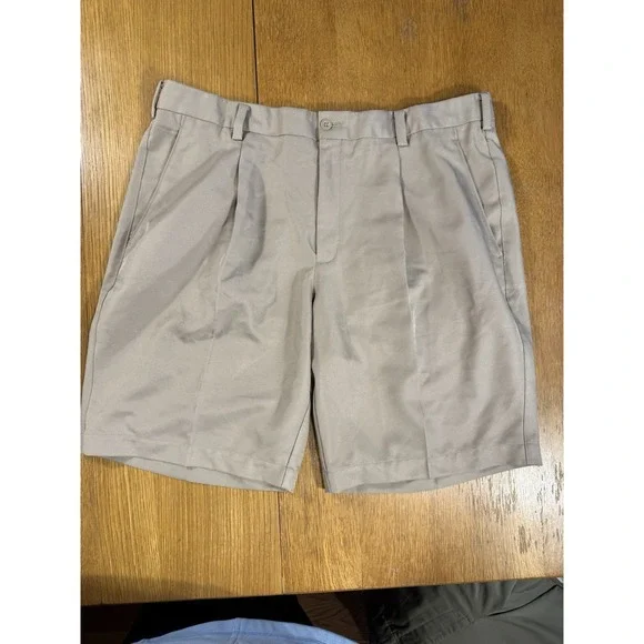 Nike Golf Shorts Men's 38 Khaki Flat Front Performance Dri-Fit Pickleball Tennis