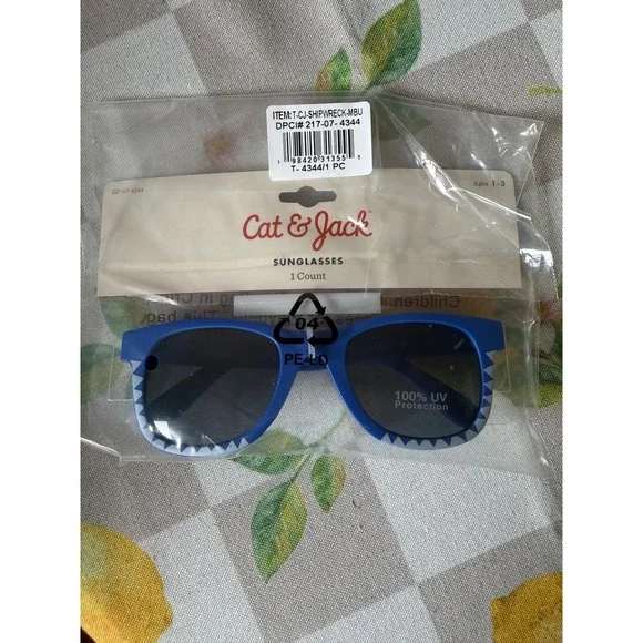 Cat & Jack Toddler Boys Shark Shipwreck Sunglasses Blue Ages 1-3 100% UV Protect
