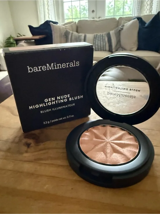 bareMinerals Gen Nude Highlighting Blush - peach glow