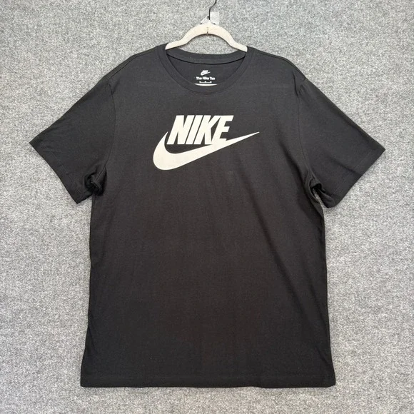 Nike Tshirt Mens XL Black White Swoosh‎ Logo Sportswear Athletic Casual Tee