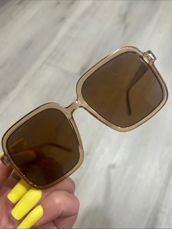 Girls Retro Rectangular Amber Sunglasses