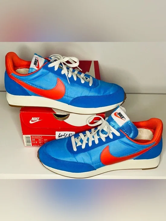 Nike Air Tailwind 79 Blue & RedRetro Runner Sneakers