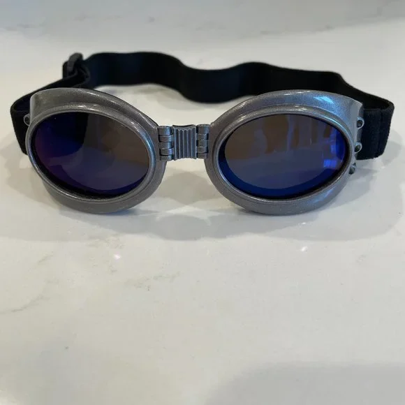 Snowboarding & Sledding Goggles UV Protection for Boys & Girls Youth Beginner