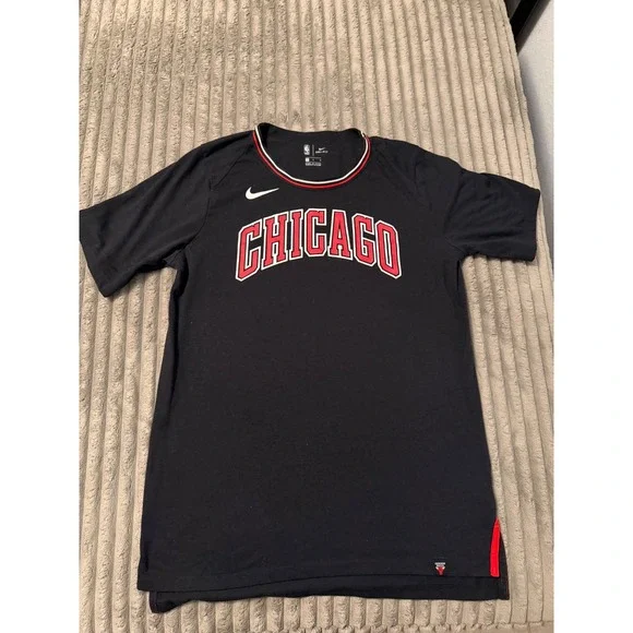Nike NBA Chicago Bulls Dri-FIT Shooting Shirt Mens Large Black Red