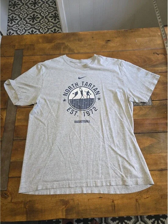 Nike North Tartan Girls Basketball T-Shirt XL Gray Minnesota AAU EYBL Elite