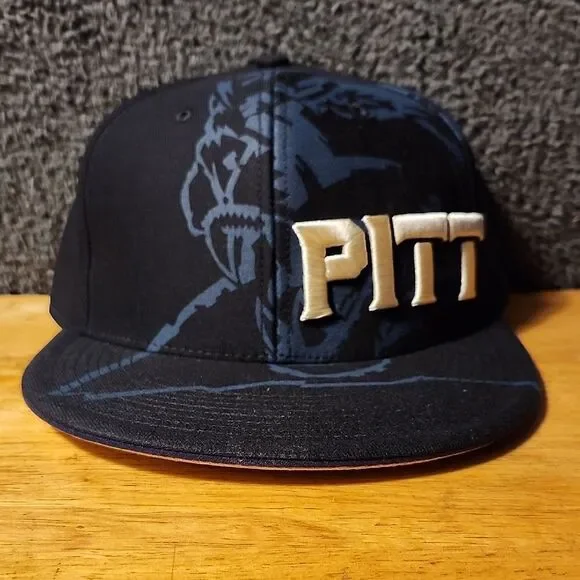 Nike University Pittsburgh Pitt Panther OS Stretchfit Hat - NWOT