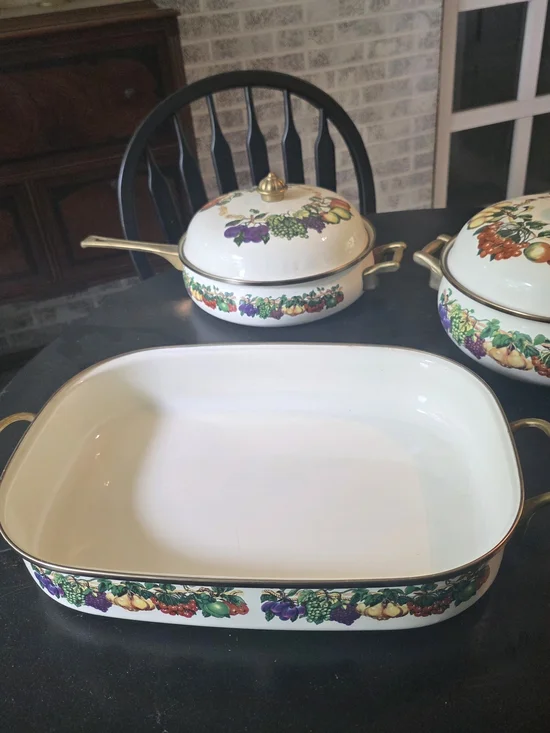 White Enamel Serving Roaster with Fruit Motif and Gold Trim