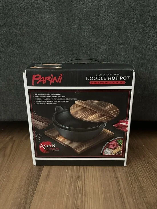 Parini 2-Liter Cast Iron Noodle Hot Pot with Wooden Lid & Trivet -