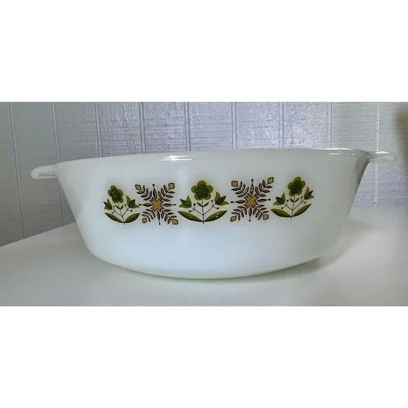 Vintage Anchor Hocking Fire King Green Meadow 1.5 Quart Casserole Dish 437