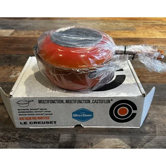 Le Creuset Multifunction 2 In 1 Sauce Pan and Skillet 22 Volcanique Orange 2qt