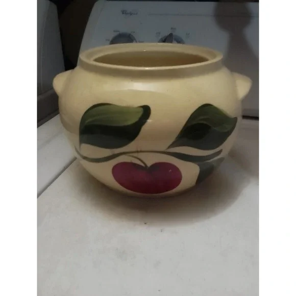 Replacement Watt Pottery 76 Apple Bean Pot/Cookie Jar Ovenware U.S.A No Lid...