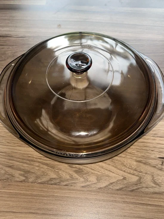 Pyrex 2 Liter Amber Glass #024 Round Casserole Baking Dish & Pyrex Lid 624C USA