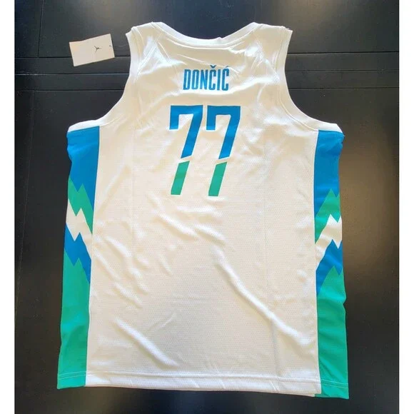 Nike Air Jordan Luka Doncic Slovania Dallas Mavericks 2022 Swingman Jersey L NWT