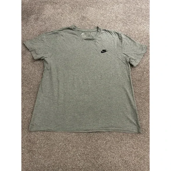 Nike T-Shirt Mens Large Grey Excellent Embroidered Logo Short Sleeve Tee