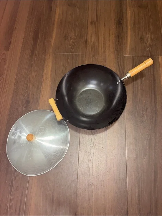 Joyce Chen Classic Black Carbon Steel Wok with Lid and Wooden Handles Teflon