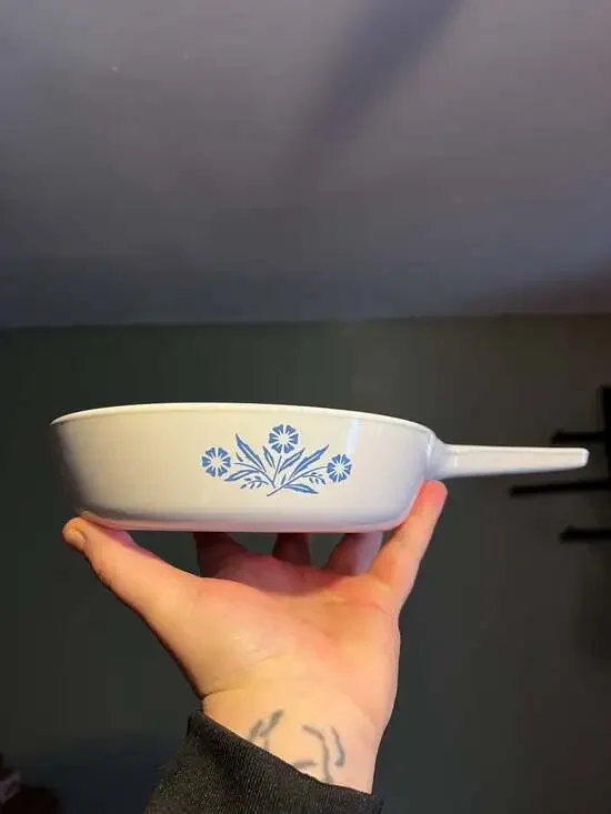 Vintage Corning Ware Cornflower Blue White P-83-B Skillet Handle Pan 6.5